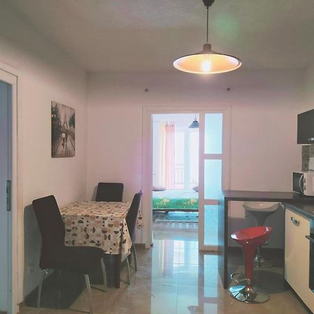 Apartmán Odessa Mama Bijela Exteriér fotografie