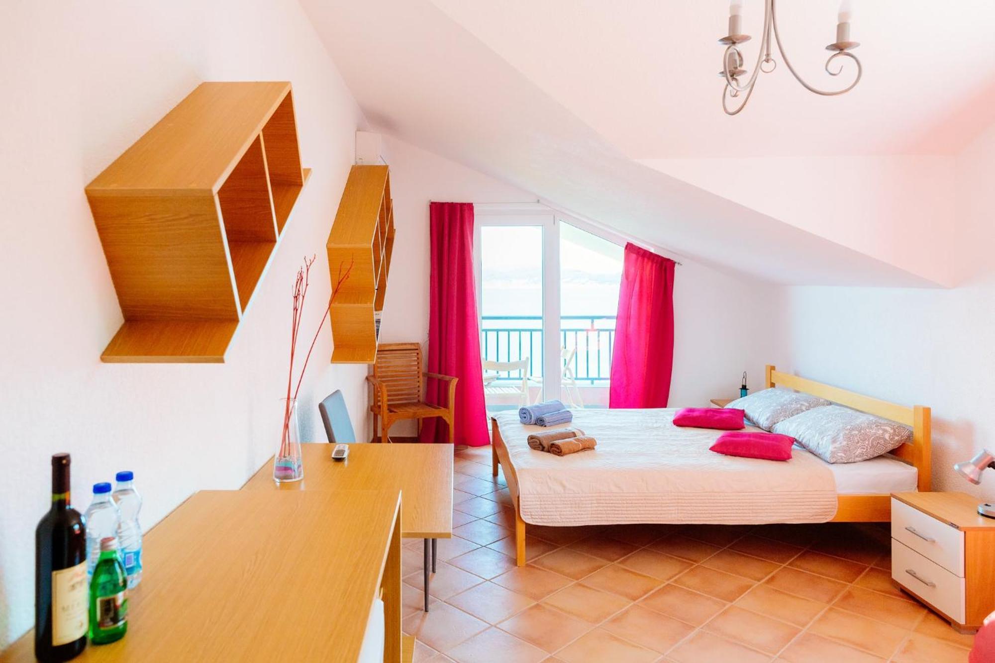 Apartmán Odessa Mama Bijela Pokoj fotografie