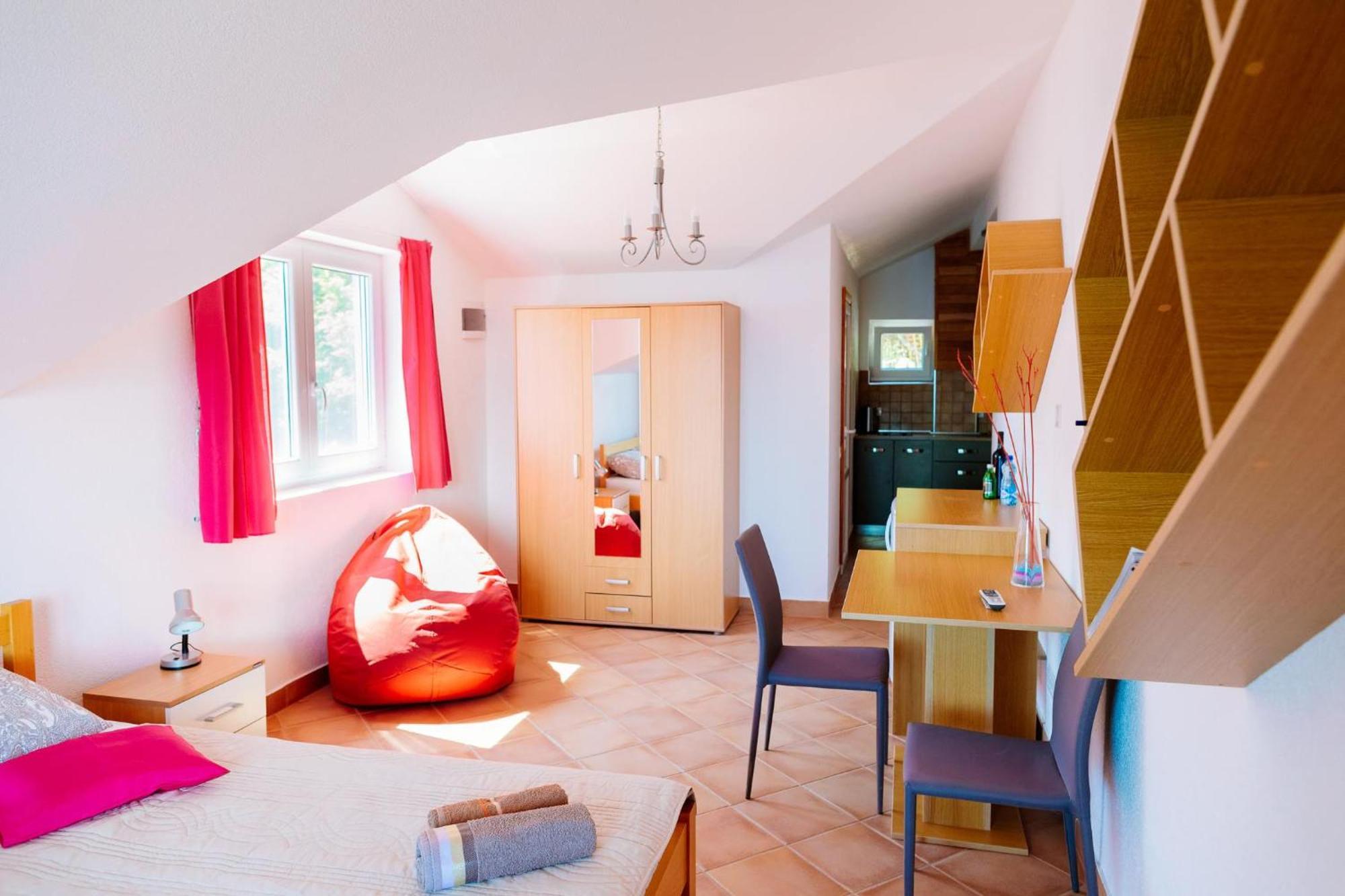 Apartmán Odessa Mama Bijela Pokoj fotografie