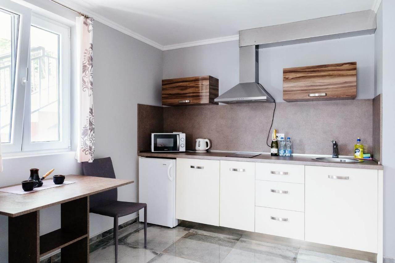 Apartmán Odessa Mama Bijela Exteriér fotografie